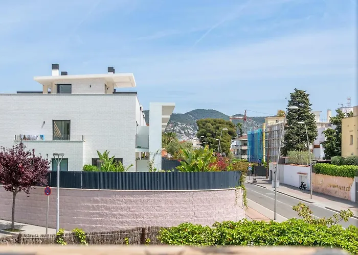 아파트 Paola: Preciosa Casa Pareada Con Piscina 시체스