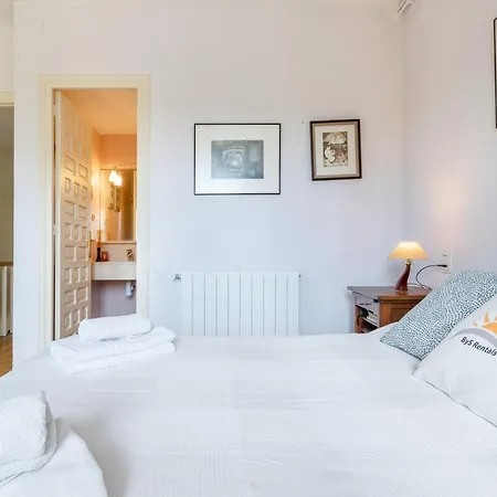 Apartment Paola: Preciosa Casa Pareada Con Piscina