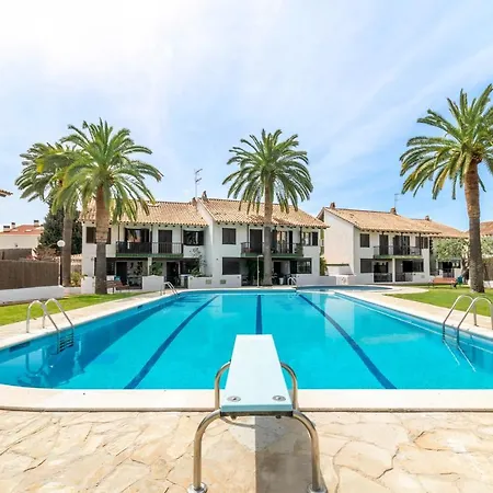 Apartamento Paola: Preciosa Casa Pareada Con Piscina *