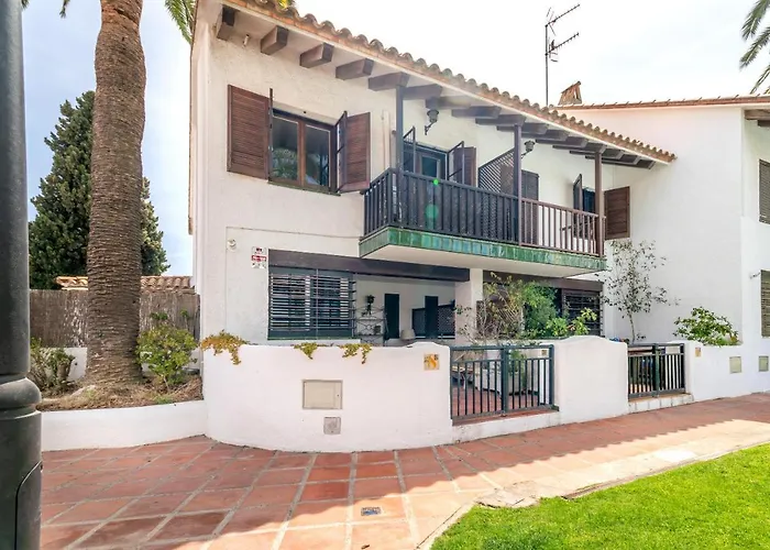 Paola: Preciosa Casa Pareada Con Piscina 公寓